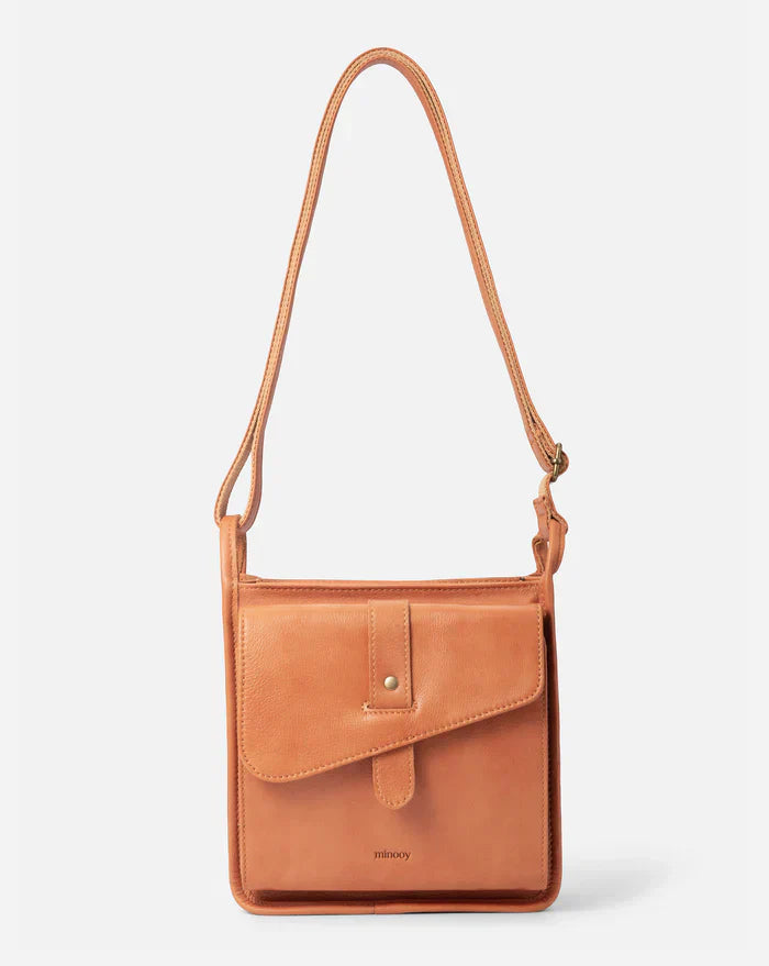 Liana™ – La bolsa que protege tu mundo y refleja tu estilo.